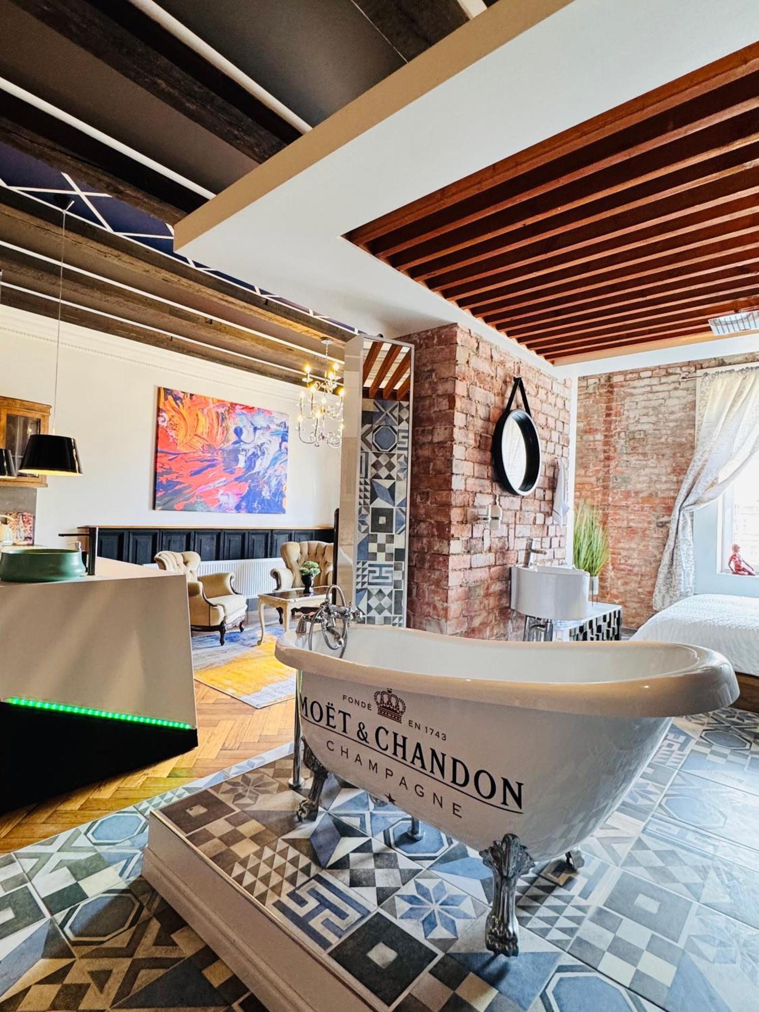 Vibrant Downtown Oasis Liepaja